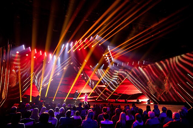 Prasideda balsavimas LRT Metų apdovanojimuose: kviečia balsuoti ir išrinkti, kurios pavardės ar pavadinimai turėtų skambėti garsiausiai