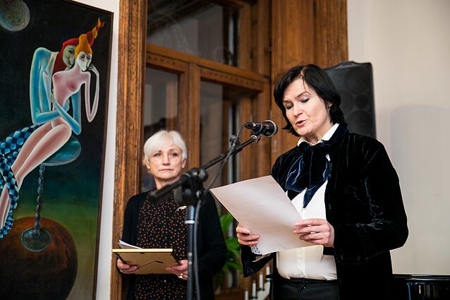 Birutė Jonuškaitė, Undinė Radzevičiūtė