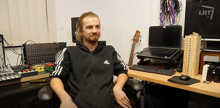 Svetimus pastatus Londone užimantis Tautvydas: esu gyvenęs teisme, vaikų darželyje ir bare