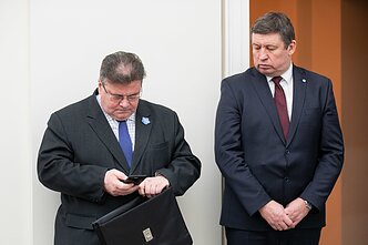 Spaudos konferencija, Jonas Vytautas Žukas, Raimundas Karoblis, Linas Linkevičius Spaudos konferencija, Jonas Vytautas Žukas, Raimundas Karoblis, Linas Linkevičius