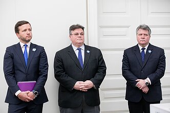 Spaudos konferencija, Jonas Vytautas Žukas, Raimundas Karoblis, Linas Linkevičius Spaudos konferencija, Jonas Vytautas Žukas, Raimundas Karoblis, Linas Linkevičius