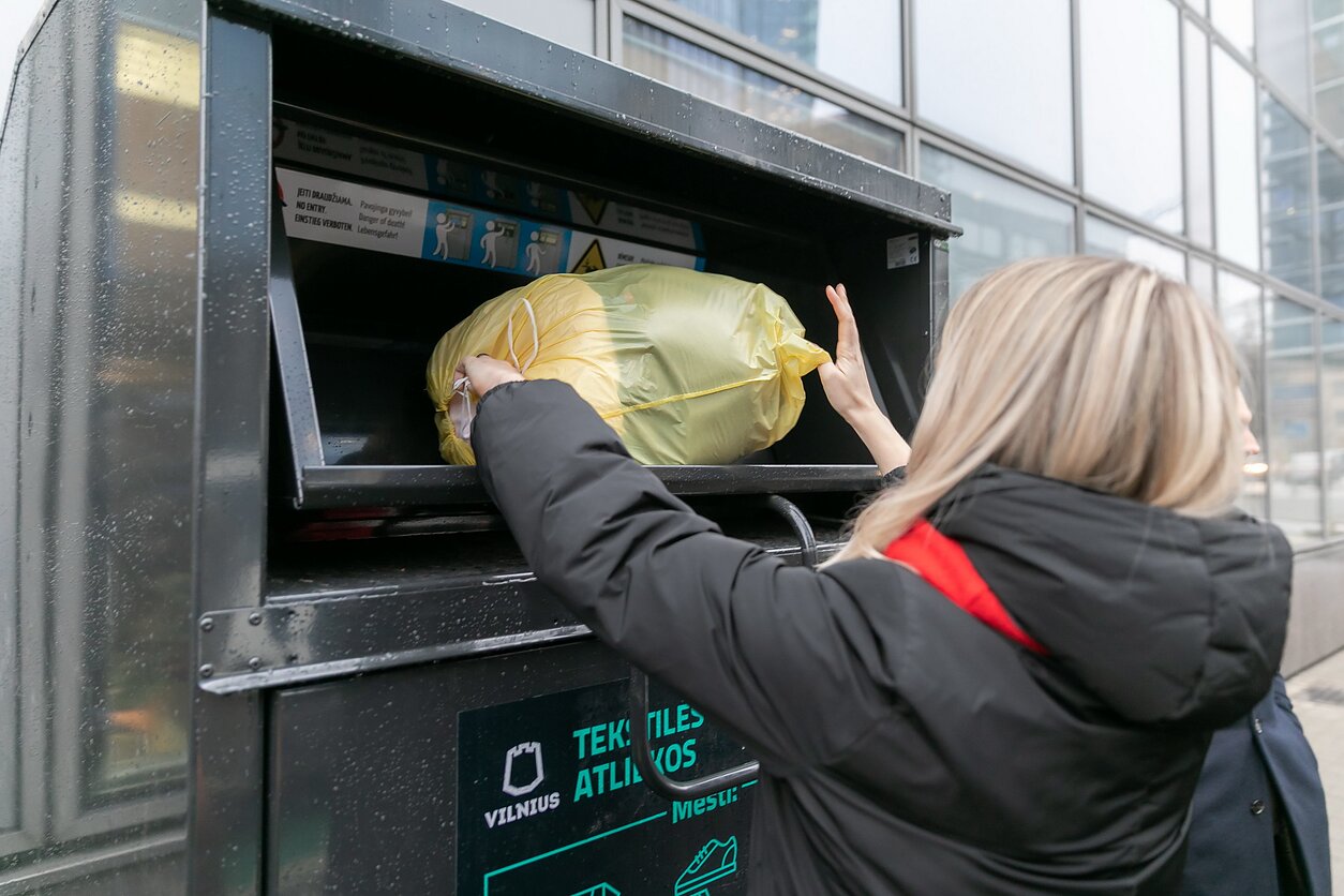 Nauji konteineriai tekstilei Nauji konteineriai tekstilei