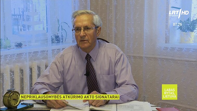 Signataras Jonas Liaučius: trisdešimt metų pakako atitolti nuo Rytų ir užsitikrinti, kad nebūtume daugiau parklupdyti