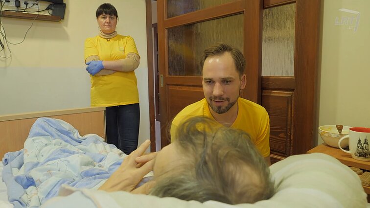 Gyvenimo spalvos. Ligoniai čia atvyksta mirti: Jonas Sakalauskas ryžosi savanorystei hospise