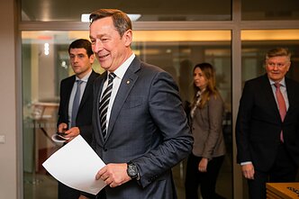 Remigijus Žemaitaitis, Artūras Zuokas ir Artūras Paulauskas pristatė partiją „Laisvė ir teisingumas“