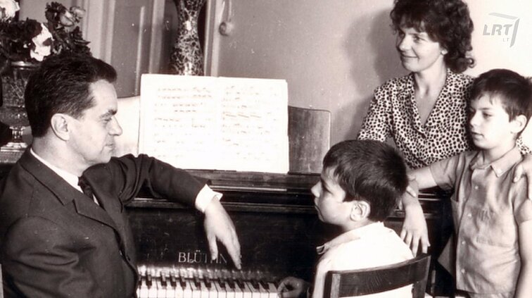 Geniušų giminės fenomenas: nuo visame pasaulyje žinomų menininkų iki Lietuvos aukštojo mokslo pradininko