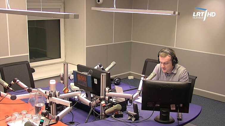 LRT RADIJO žinios. PSO paskelbus pasaulinę ekstremalią situaciją, koronavirusas toliau plečia savo ribas