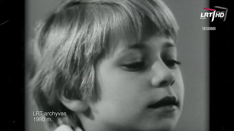 Dainų dainelė 2020. Ryškiaspalviai pasirodymai, pirmosios gerbėjų gėlės ir nenumaldomas jaudulys