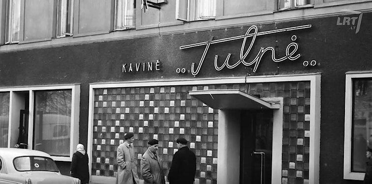 Legendinė kavinė „Tulpė“ – vieta, kurioje rinkdavosi miesto bohema, muzikinė konkurencija su „Metropoliu“ ir netikėta staigmena
