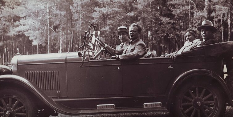 7 Kauno dienos. Kraujo linijų analizė, Juozo Gruodžio savitaigos rašteliai ir poetinis pokalbis su Tautvyda Marcinkevičiūte