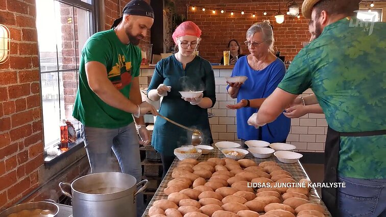 Pasaulio Lietuva. „Tikslas – Amerika 2019“ ekspedicijos rezultatai, įžanga į Tautodailės metus ir Pasaulinė cepelinų diena Lidse