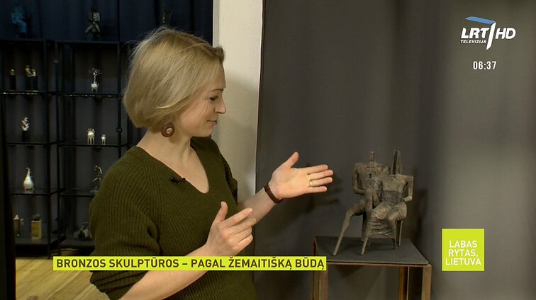 Menininkų pora „Abodu“, kuriantys iš bronzos: ši medžiaga atspindi mūsų žemaitišką būdą