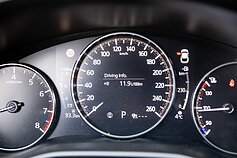 Naujoji „Mazda CX-30“