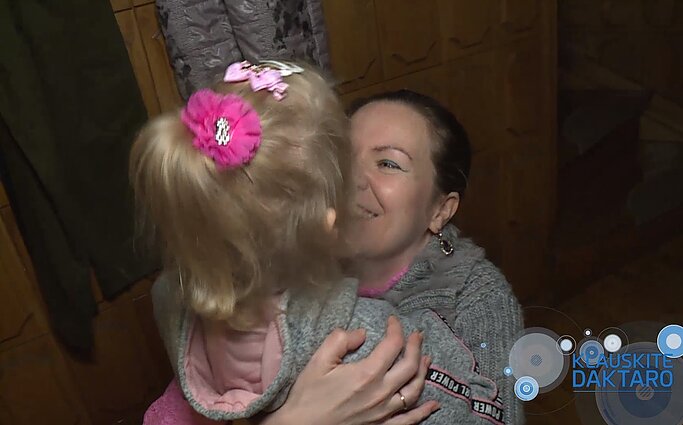Insultas ištiko dar negimus: nors prognozės nieko gero nežadėjo, šeimos pergalių prieš šią ligą – jau ne viena