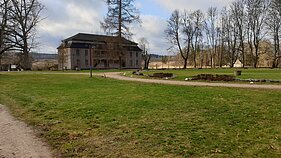 Kurtuvėnų dvaro svirnas Kurtuvėnų dvaro svirnas