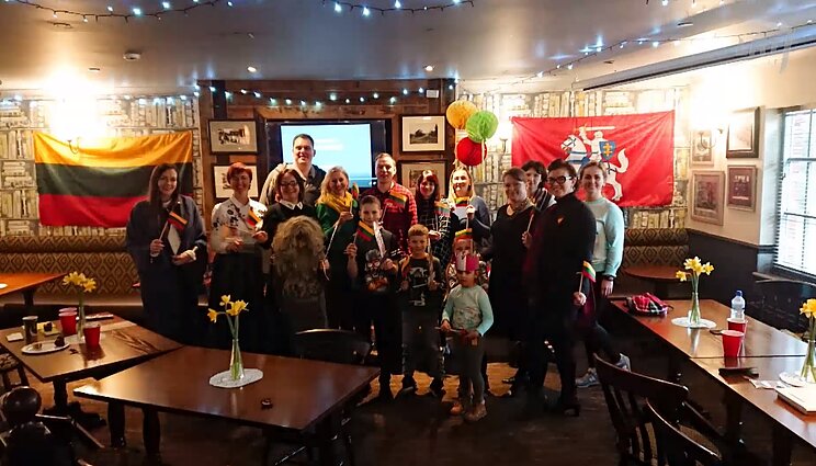 Pasaulio Lietuva. TV žurnalas. Vasario 16-oji lietuvių bendruomenių akimis, „Pokalbiai su ekspertais“ Norvegijoje bei atradimai Brno mieste