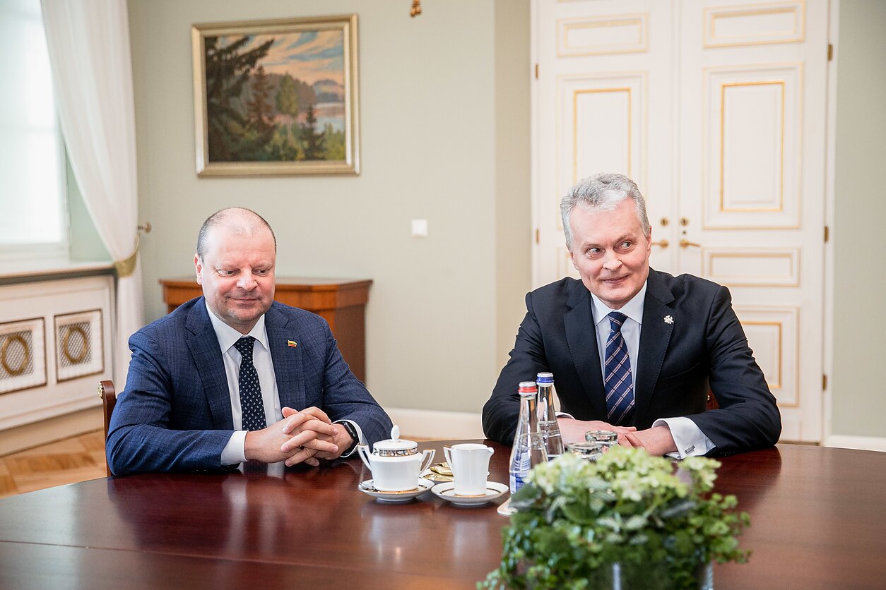 Former Lithuanian Prime Minister Saulius Skvernelis and President Gitanas Nausėda