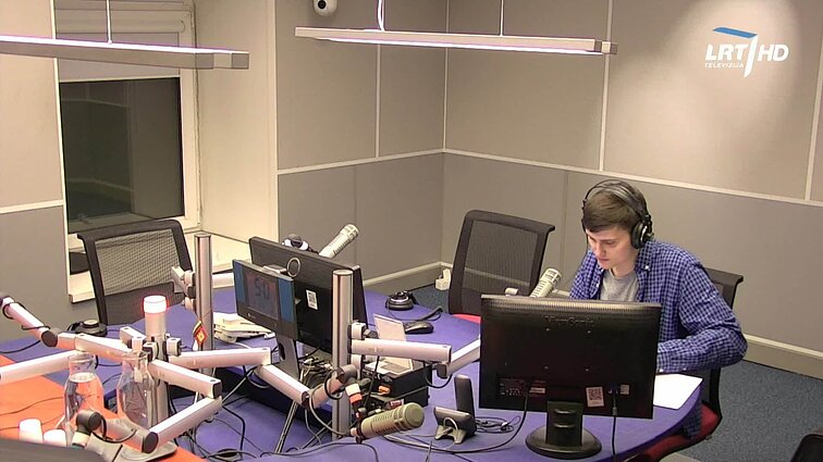 LRT radijo žinios. Italijoje koronavirusas pareikalavo 52 gyvybių, užsikrėtusiųjų skaičius perkopė 2 tūkst.