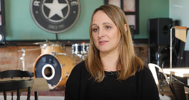 Rubrikoje „Sveiki sugrįžę“ – Vaida nusprendė, kad Ukmergėje atidarys barą kaip Londone, net kai žmonės sakė, kad tai neįmanoma