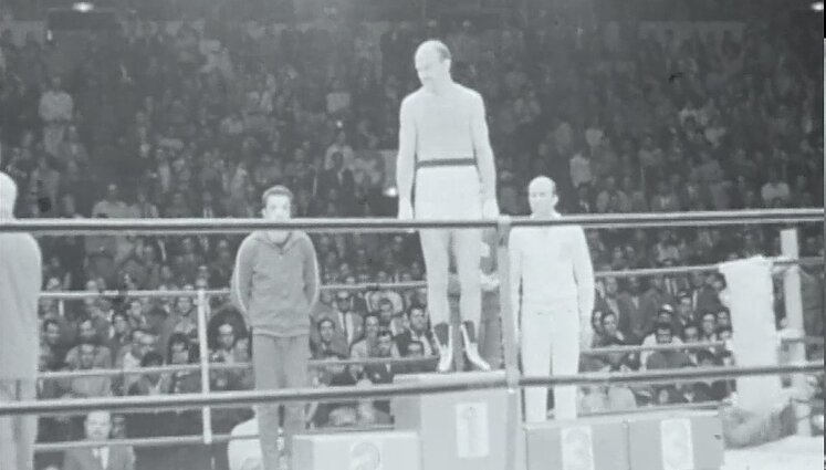 Iš kairės, iš dešinės, kablys: boksininko Dano Pozniako smūgiai dar 1968-aisiais Lietuvą atvedė į pirmąjį olimpinį medalį