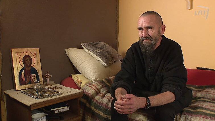 Šventadienio mintys. Dailininkas Raimondas Navakauskas: tik Dievas man padėjo atsisakyti priklausomybių