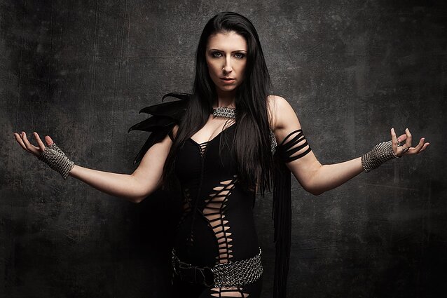 „Unleash the Archers“ įkūrėja ir vokalistė Brittney Slayes