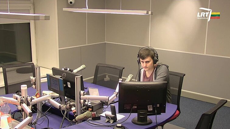 LRT RADIJO žinios. Daugiau informacijos apie užsikrėtusiuosius koronavirusu ketinama pateikti 10 valandą