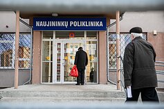 Naujininkų poliklinika