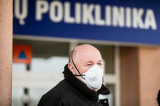 Naujininkų poliklinika