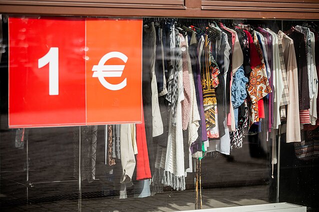 Dėvėtų drabužių parduotuvė