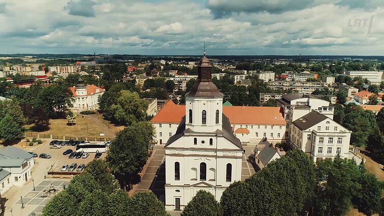 Nacionalinė ekspedicija. Kelionė į Žemaitijos miškus, Rainių tragedija bei žydų palikimas lietuvių švenčių stalui