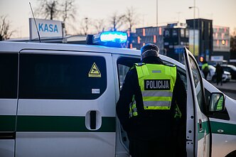 Policija