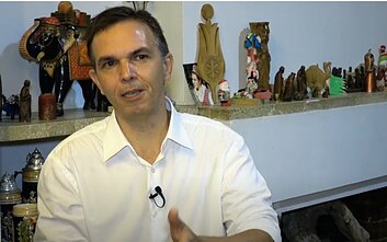 Dalios vyras Ignacio 