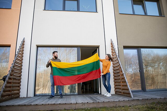 „Keliu vėliavą“ 