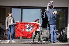 „Keliu vėliavą“ 