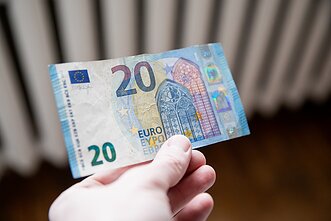 Komunalinės paslaugos; šildymas; energija