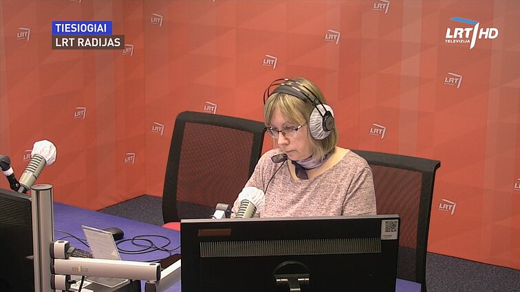 LRT RADIJO žinios. Vyriausybė šiandien svarstys, ar švelninti karantino sąlygas