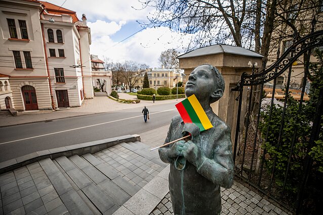 Skulptūra Romenui Gari 