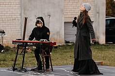 Jurga šią savaitę koncertavo viename Garliavos kiemų