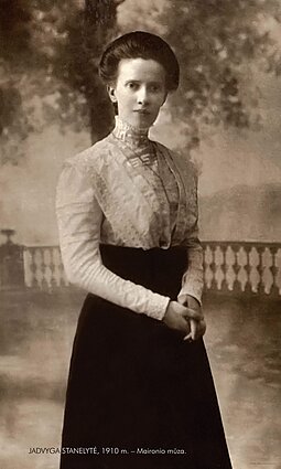 Maironio mūza – Jadvyga Stanelytė (1910) Maironio mūza – Jadvyga Stanelytė (1910)