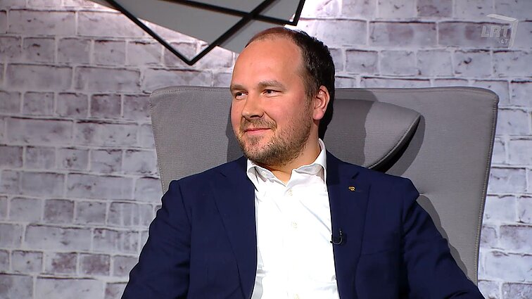 Mauricas apie augančias palaugų kainas: galime tapti brangia šalimi iki tampant turtinga