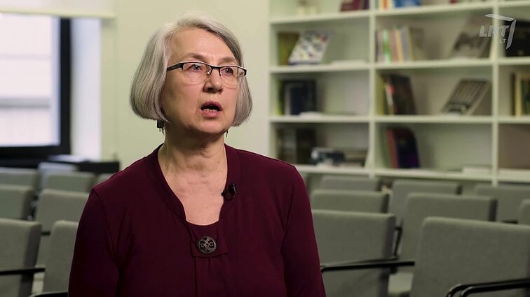 Vaidybinis skečas apie kalbos klaidas.