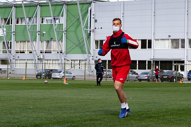 Sportas. Orai. Lietuvos futbolo čempionatas gali grįžti dar šį mėnesį: varžybos vyktų be žiūrovų