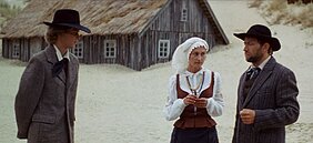 „Moteris ir keturi jos vyrai“