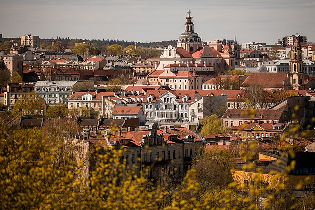 Ne tik skaityti, bet ir keliauti: gidas kviečia pasisemti įdomybių knygoje, vėliau maršrutus išmėginti patiems