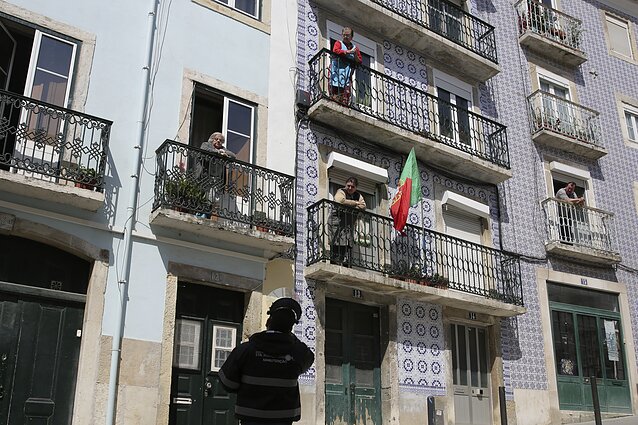 Nors suvaržymai Portugalijoje ne tokie griežti, šalis prisitaikė prie naujų gyvenimo sąlygų