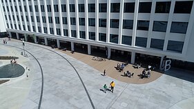 Kaune baigta atnaujinti Vienybės aikštė