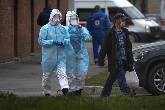 Žinios. Maskvai tapus COVID-19 epicentru, griežtėja reikalavimai besilankantiems kavinėse ir baruose