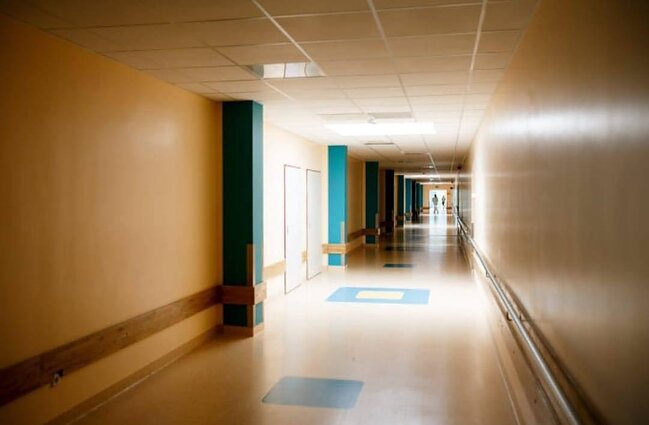 60 minučių. Kodėl kai kurios gydymo įstaigos neatnaujina paslaugų pacientams?