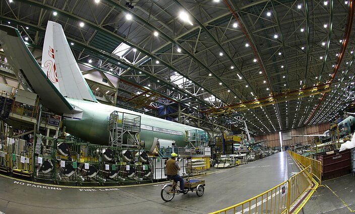 Šiauliuose atidarytas didžiausias Baltijos regione orlaivių techninės priežiūros ir remonto angaras